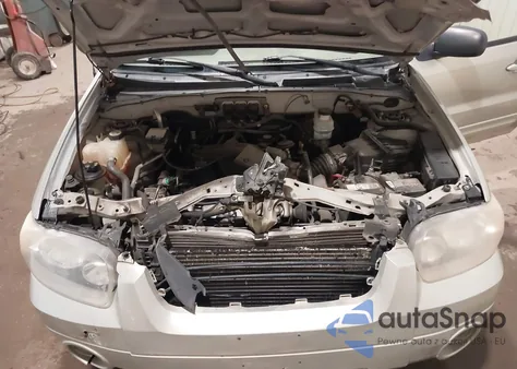 2005 Ford Escape Limited z USA, uszkodzony, nr VIN 1FMCU04165KE24049